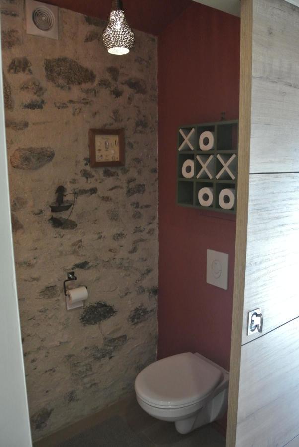 Bed and Breakfast Les Epis Du Vent Adilly Экстерьер фото
