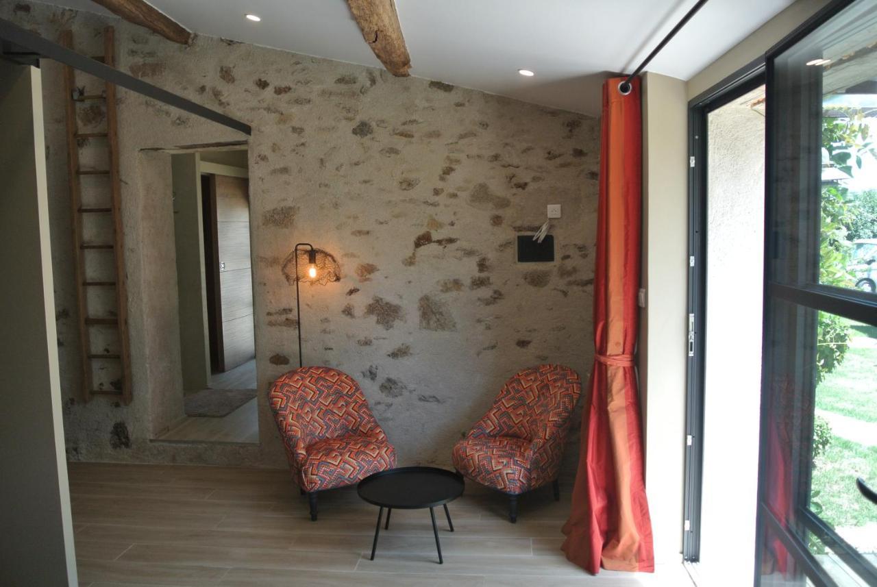 Bed and Breakfast Les Epis Du Vent Adilly Экстерьер фото